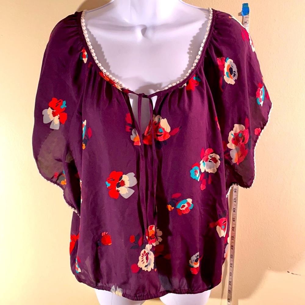 American Eagle outfitters large purple polyester top.
